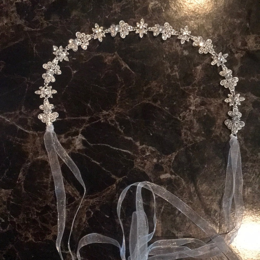 🌹Beautiful Head Piece🌹